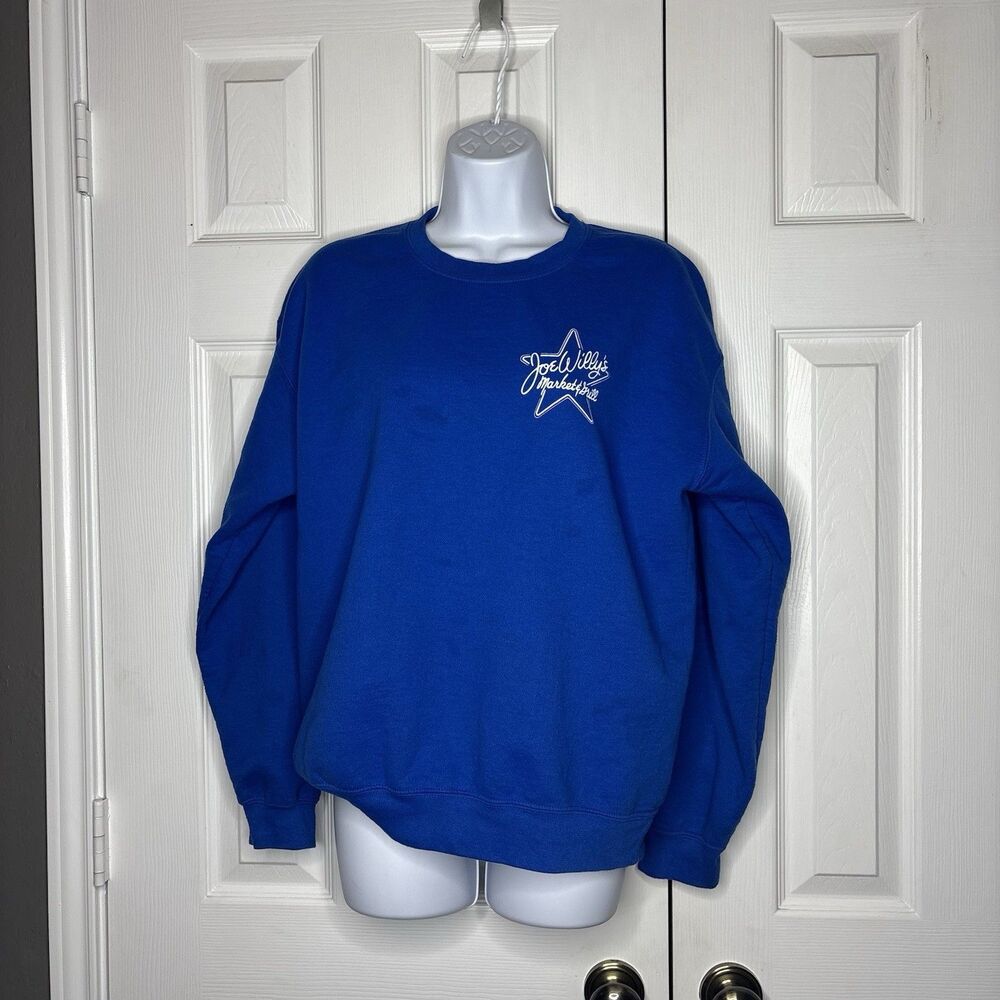 Medium Gildan Blue Fleece Crewneck Sweatshirt Joe Willy's Market and Grill